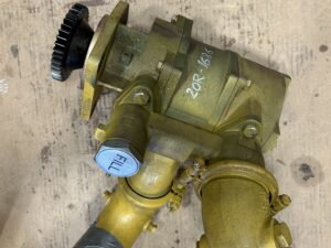 20R-1686 Pump GP Aux
