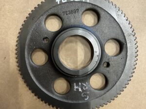7E-3897 Gear